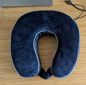 Neck pillow for travel